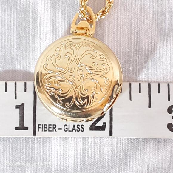Ornate Mystery Locket Necklace Gold Tone Opera Length - Picture 14 of 14